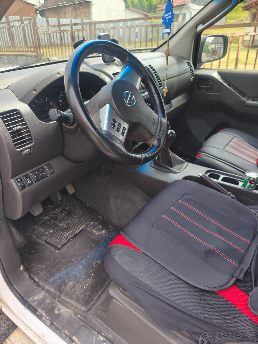 Nissan Navara double 2.5 TDI,rok 2015 - 3