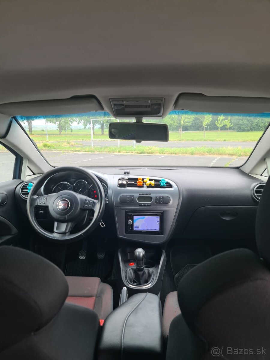 Seat Leon, 1.9 tdi, SPORT - 3
