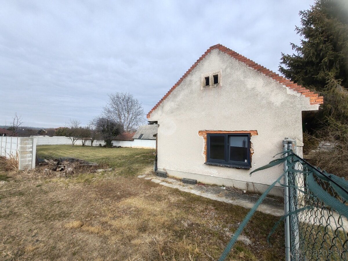 Kamanová - dom na rekonštrukciu - 3