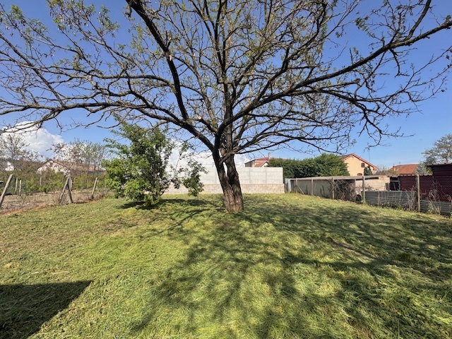 Predaj- vidiecky rodinný dom s 10 á pozemkom, Vinodol - 3