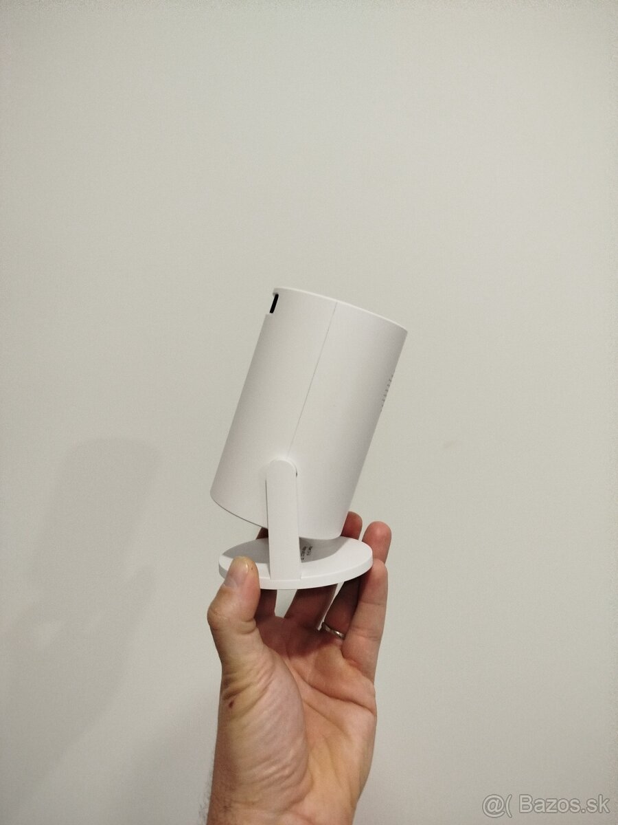 Prenosny projektor - 3