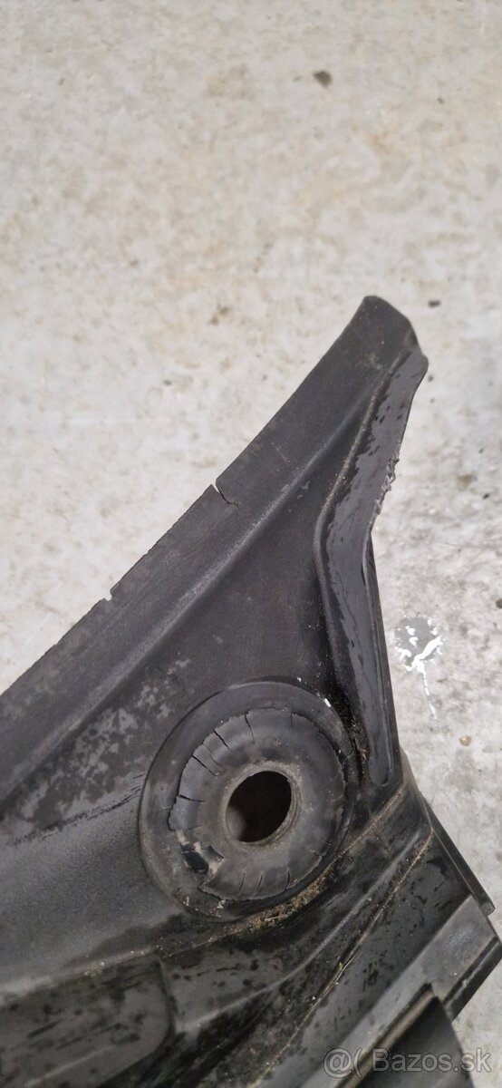 BMW e46 tesnenie čelného okna - 3