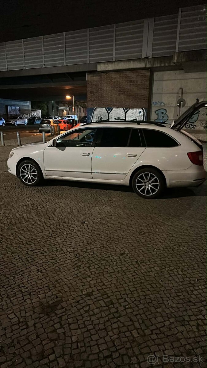 Superb2 combi 4x4 - 3