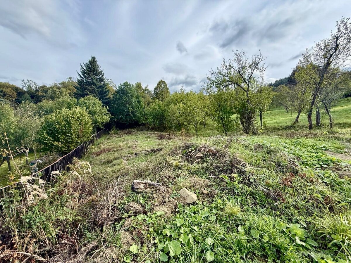 SLNEČNÝ STAVEBNÝ POZEMOK V DOLNEJ MARIKOVEJ - - 3