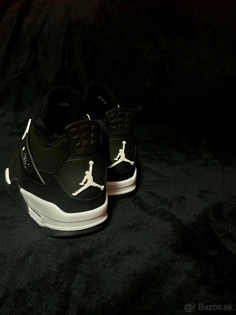 Jordan 4 white thunder - 3