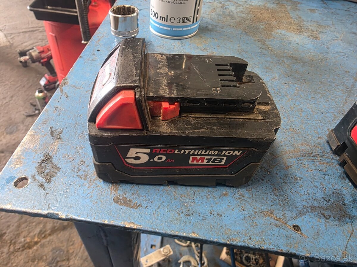 Milwaukee Baterky - 3