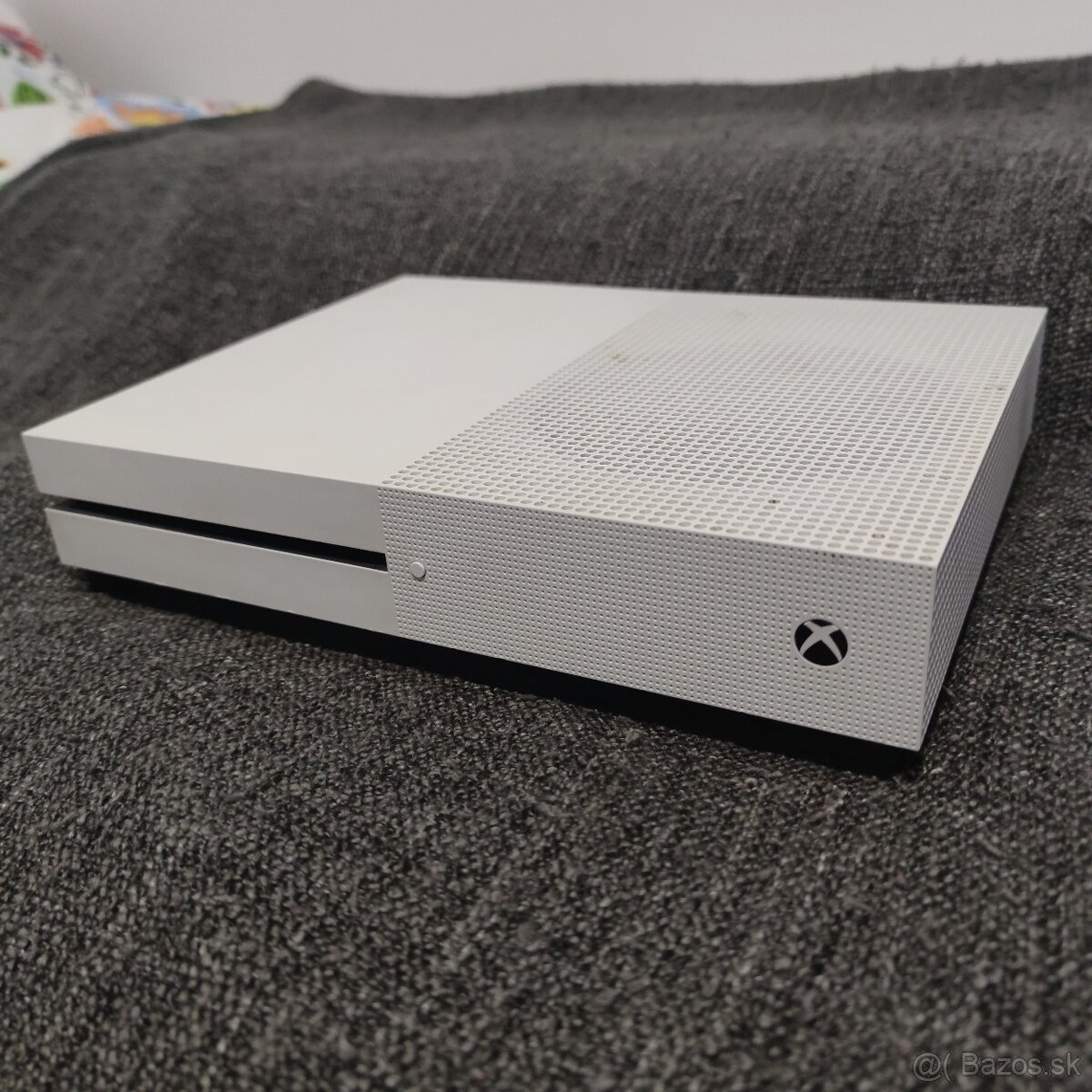 Xbox One S 1TB + 2x ovládač + 3x hra - 3