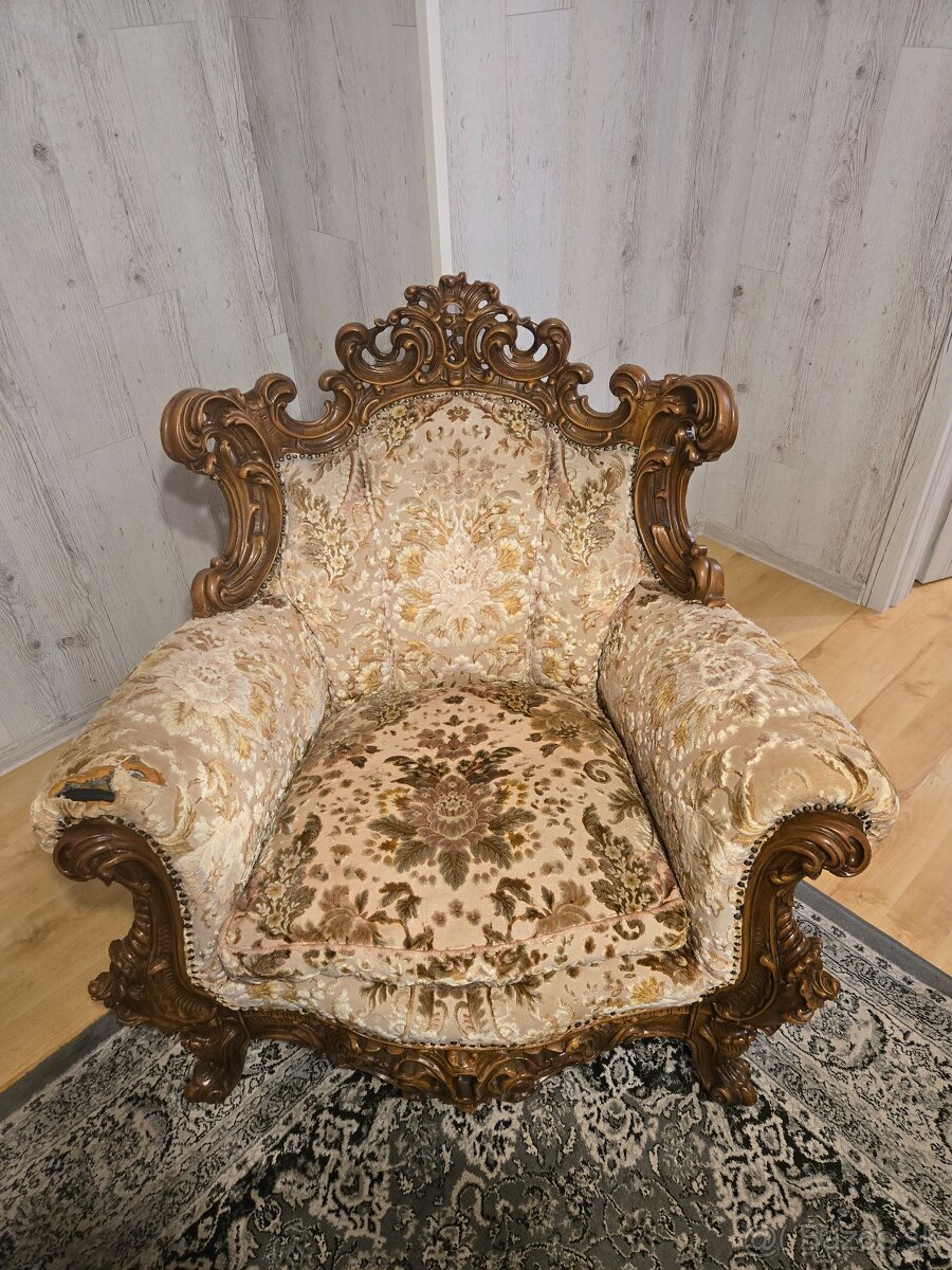 Starožitný nábytok - 3