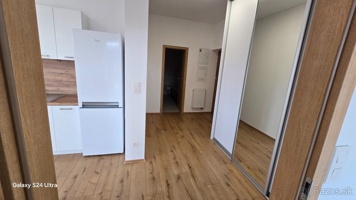 Prenájom 2 izbového bytu - 3