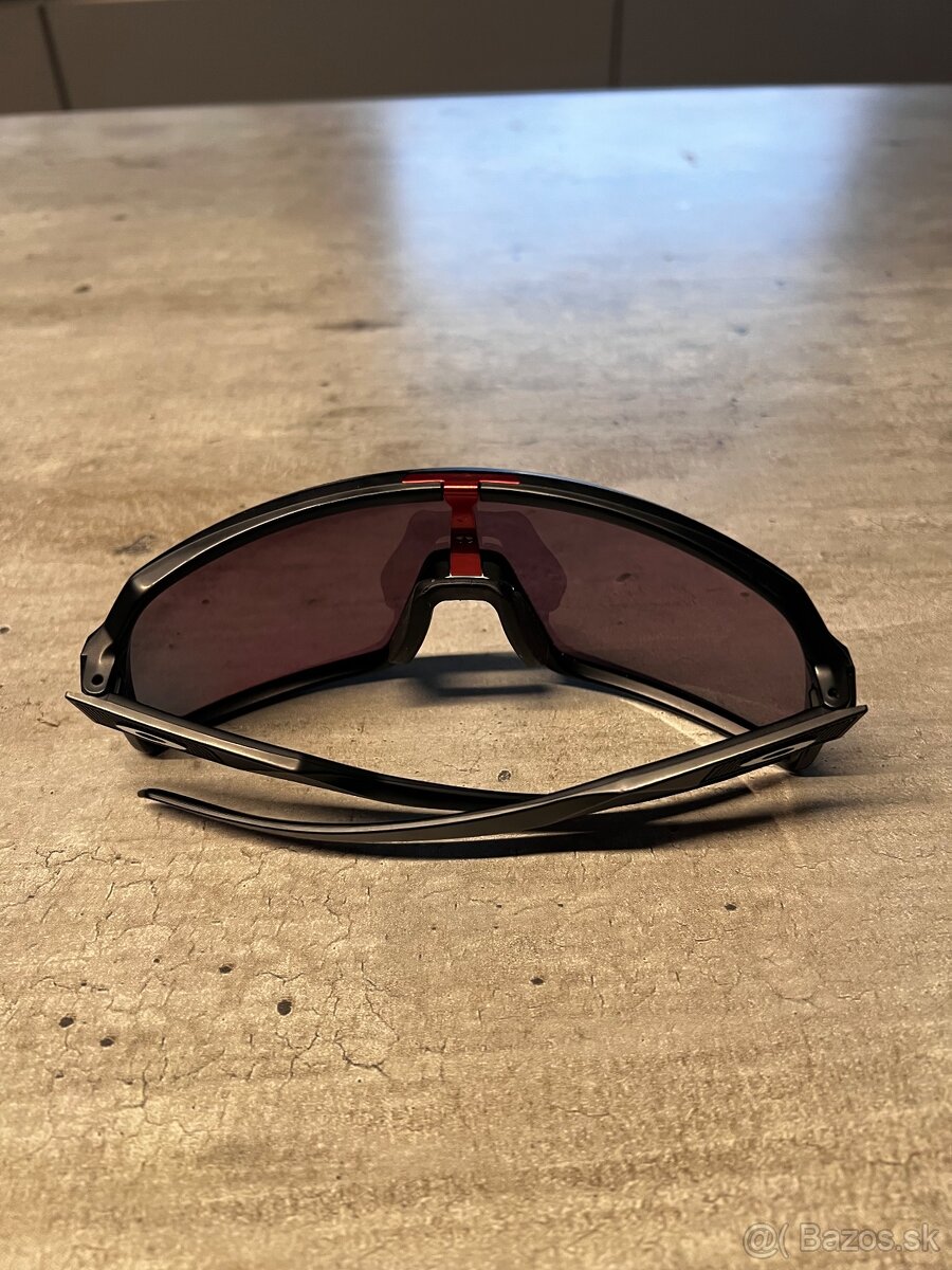 Oakley Sutro - 3