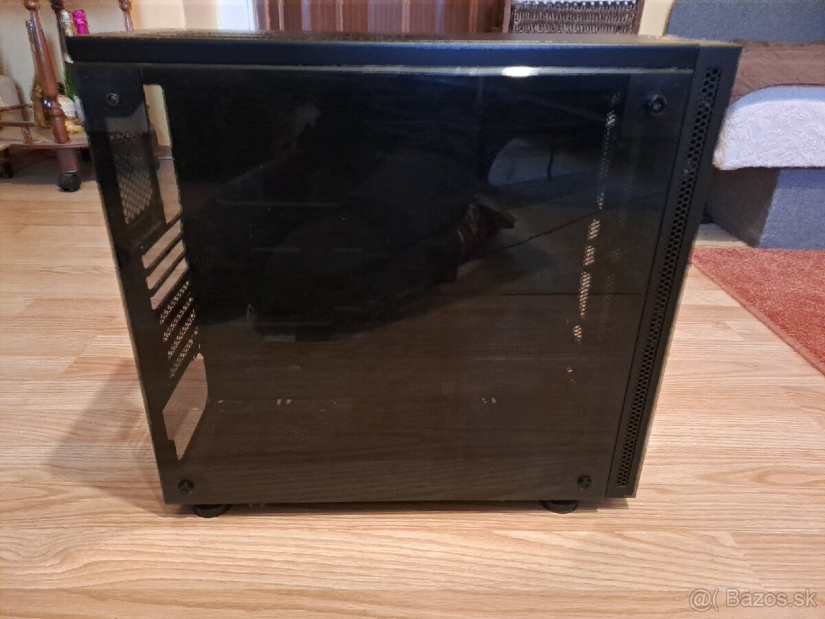 PC skrinka Corsair Carbide spec - 05 - 3
