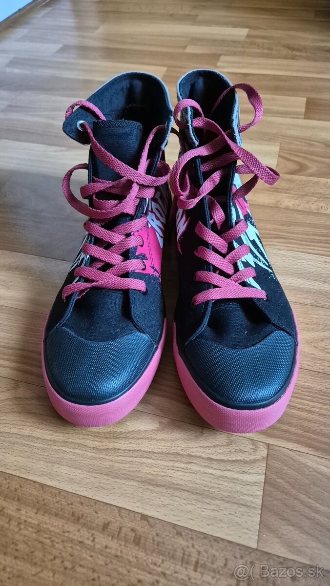 EMP Pokémon tenisky, velkost 41 - 3