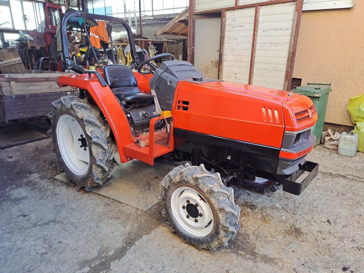 traktor - 3