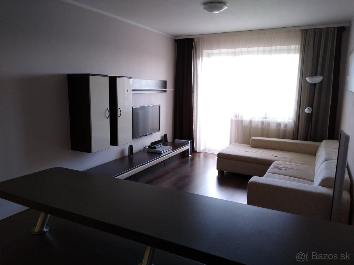 Slnečný 2-izbový byt (54 m²) na prenájom – Hamuliakovo – foto 3