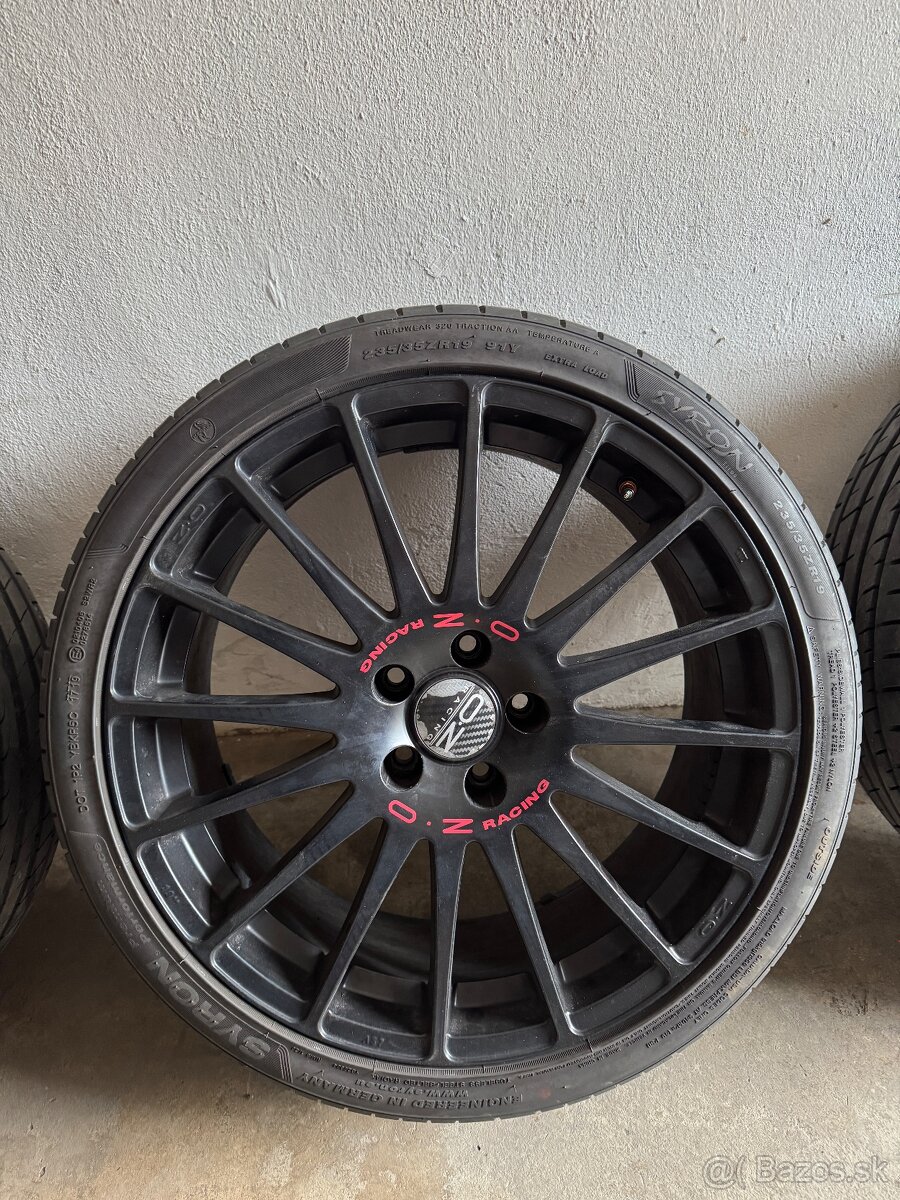 OZ Racing Superturismo R19 - 3