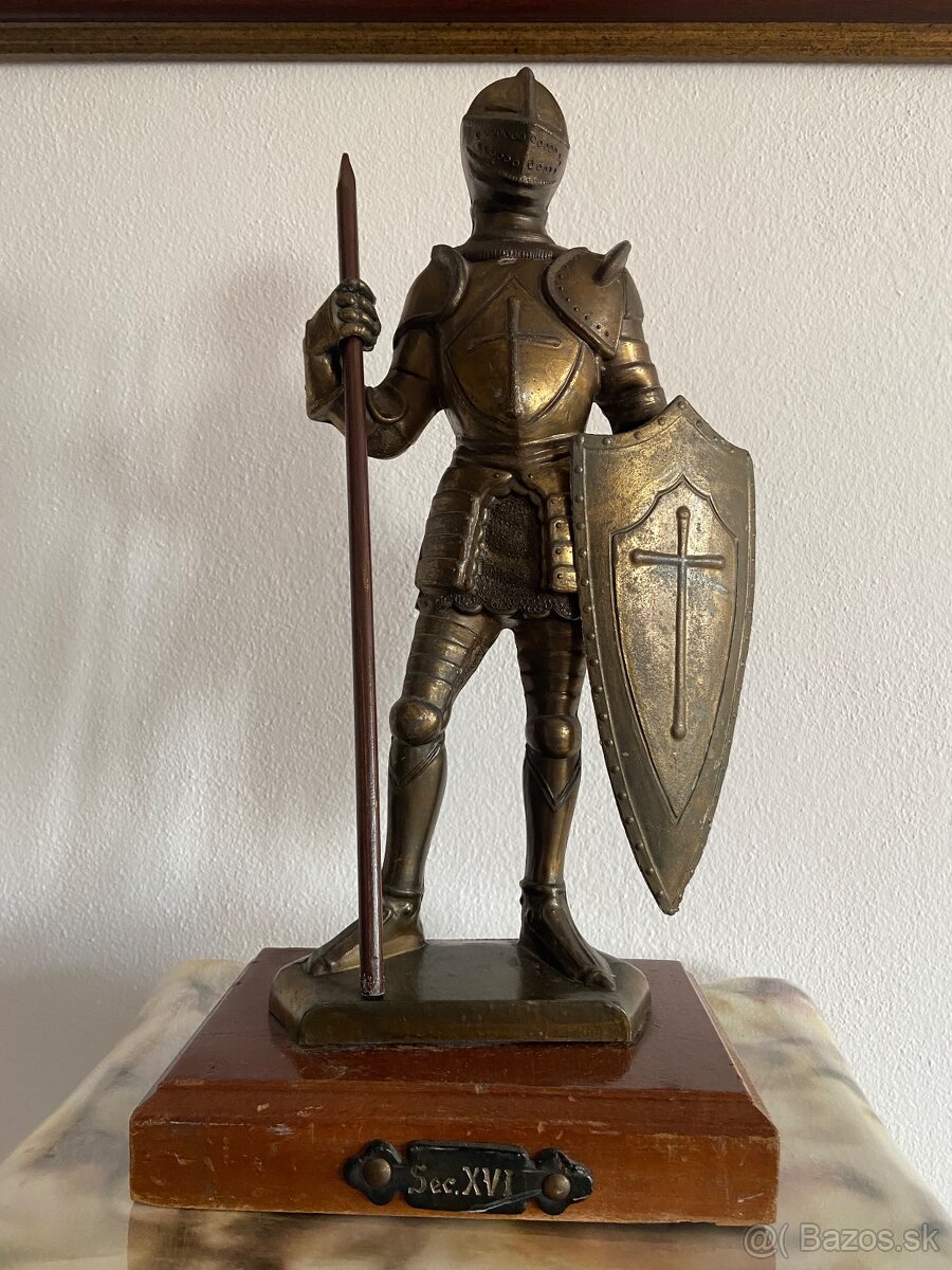 Rytier bronz,drevo,40cm,6,5kg - 3