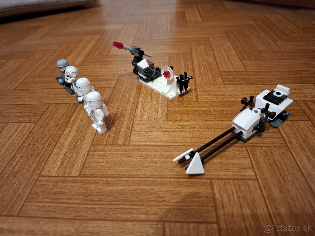 LEGO Star Wars 8084 Snowtrooper Battle Pack - 3