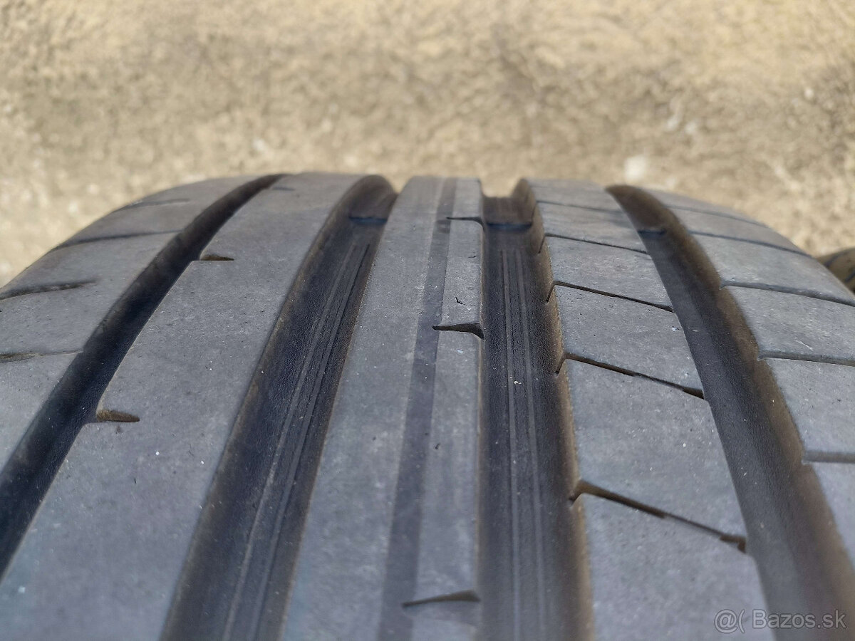 2x letne Dunlop 225/40R18 - 3