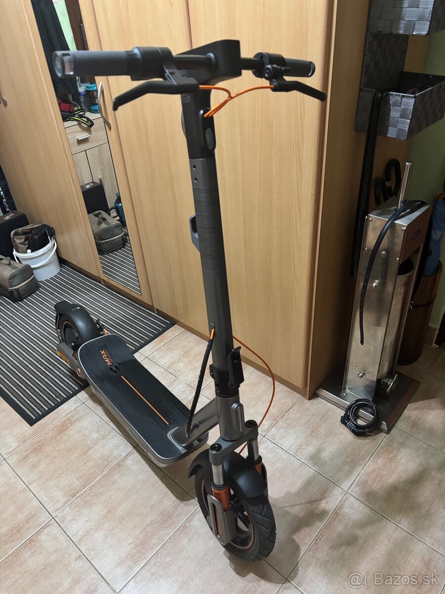 Elektrická kolobežka Xiaomi max 6 - 3