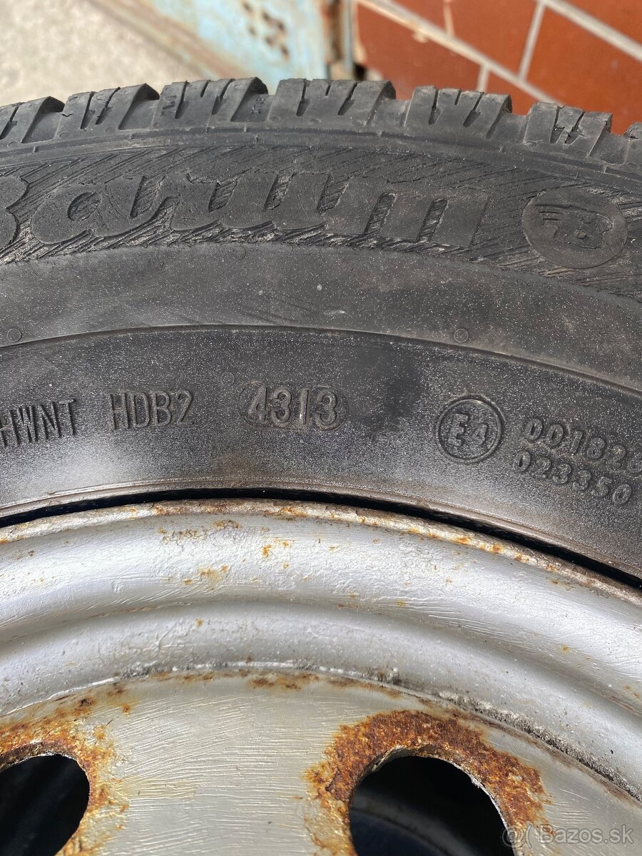 Predám Kolesa 215/70R15 - 3