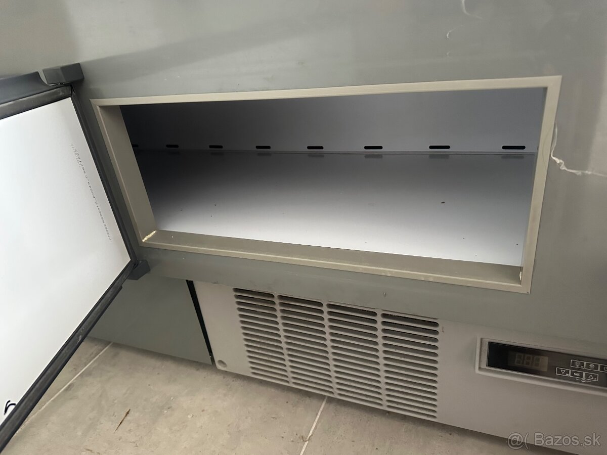 Chladiaca vitrina 230cm - 3