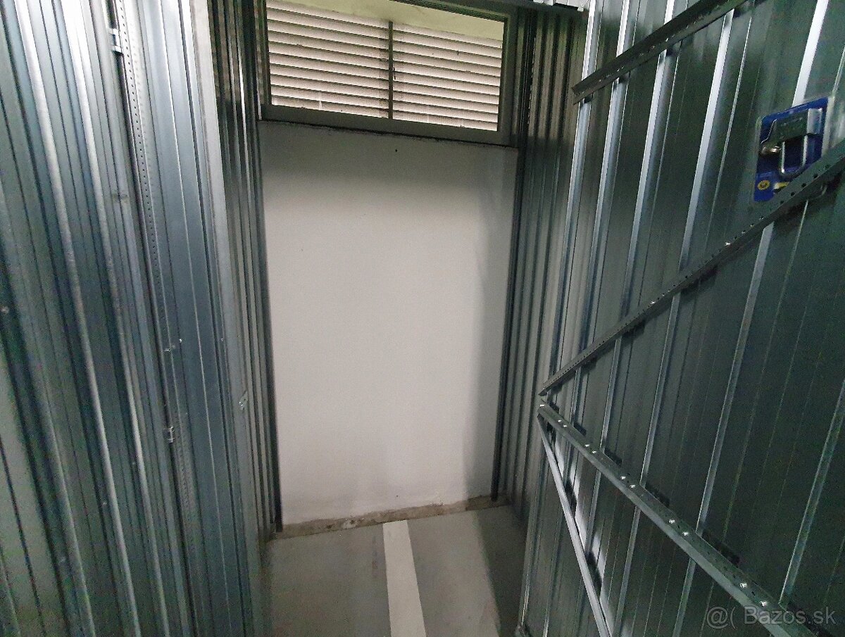 Malý Interný Sklad T57 (1 m²) na prenájom (Tomášikova 50D) - 3