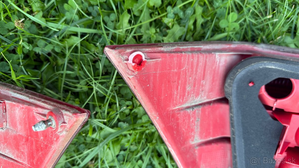 Zadné svetlá Golf 4 hatch - 3