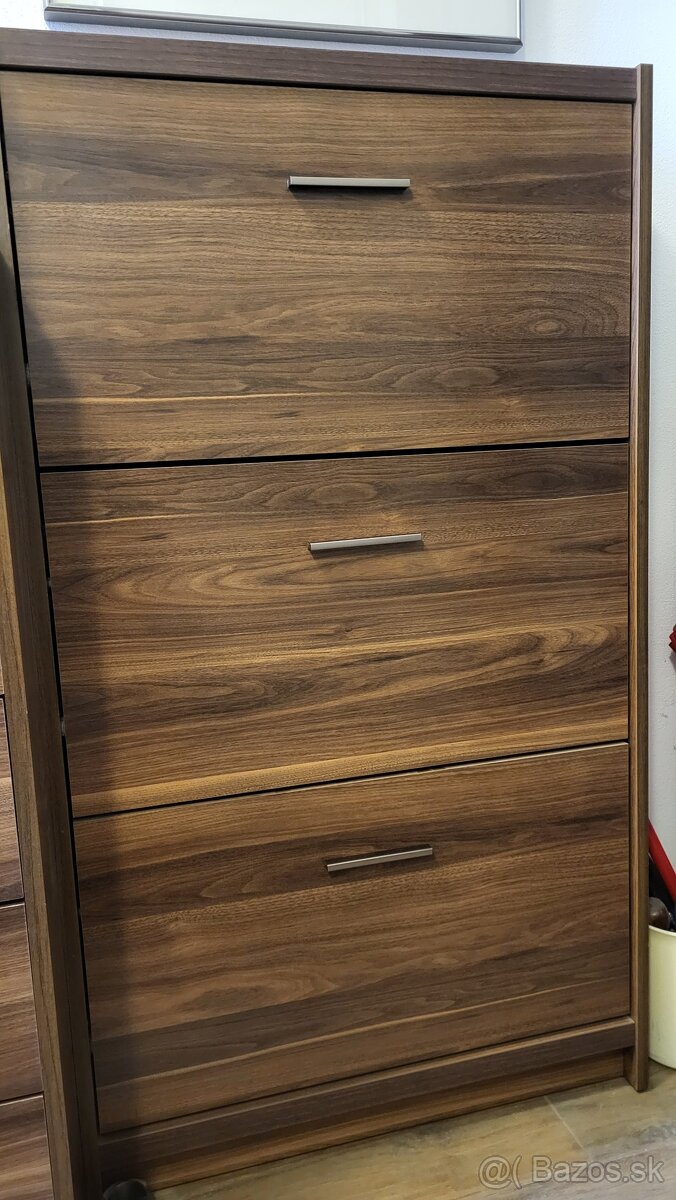 Predsieňová zostava - 3