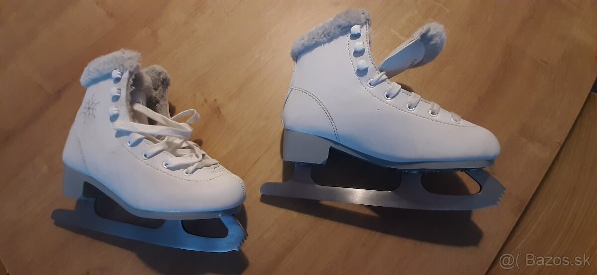 Dievcenske korcule - 3