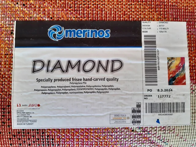 Predám mäkký farebný koberec 120x170 cm - 3