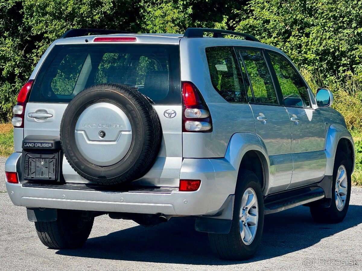 Toyota Land cruiser 120 3,0 D-4D 122KW pôvodný lak,dovoz IT - 3