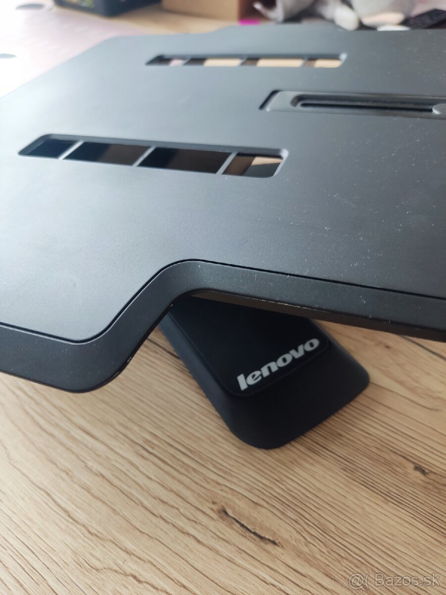 Stojan pod notebook Lenovo - 3