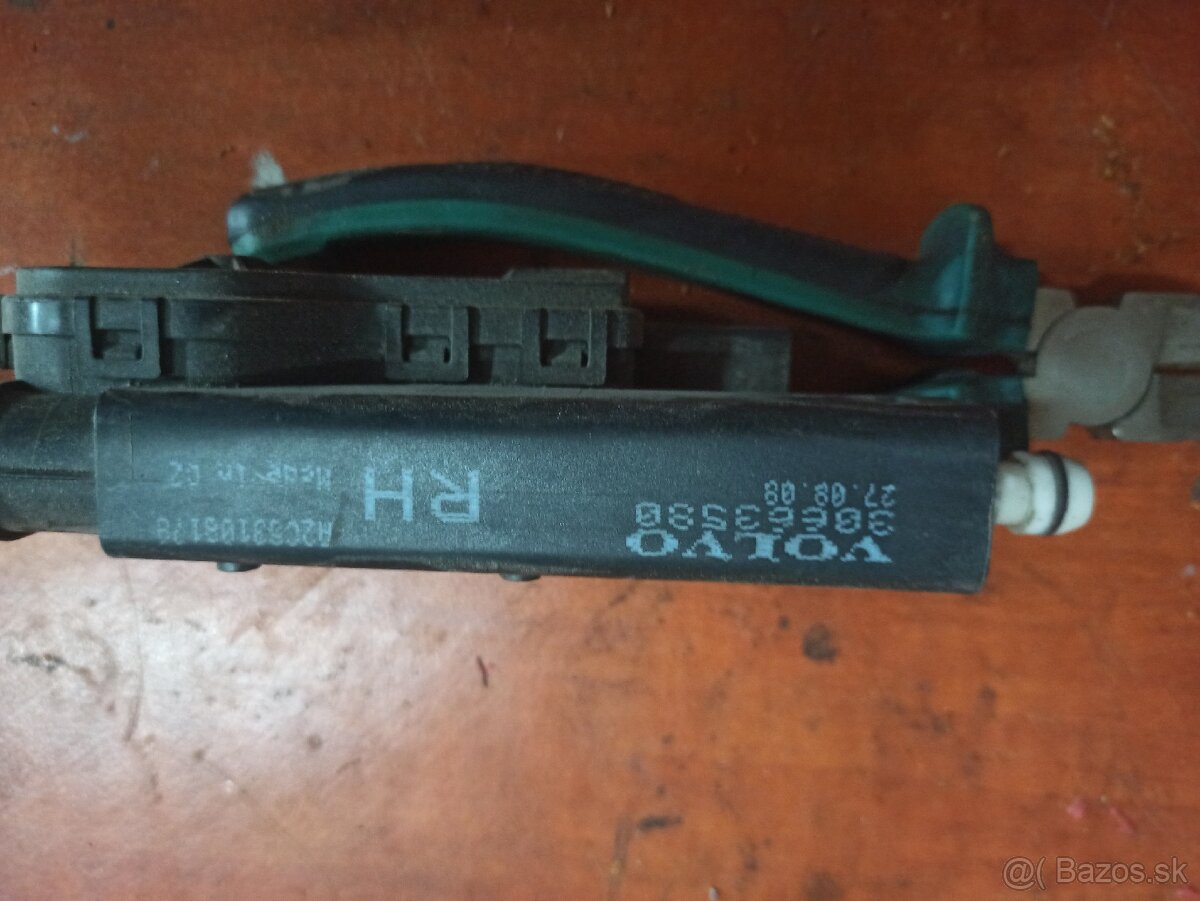 Ostrekovač. Svetlá Volvo - 3