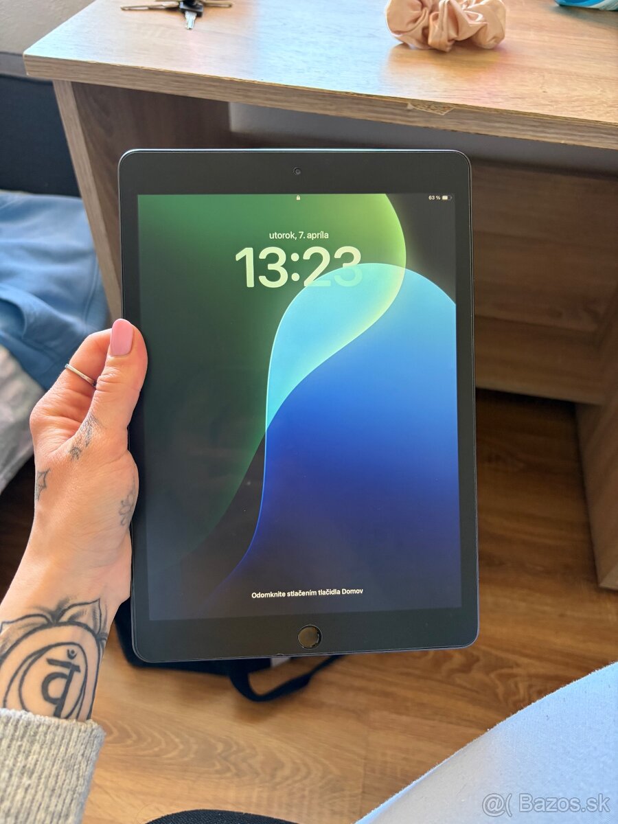 iPad 7. generácia 32GB - 3