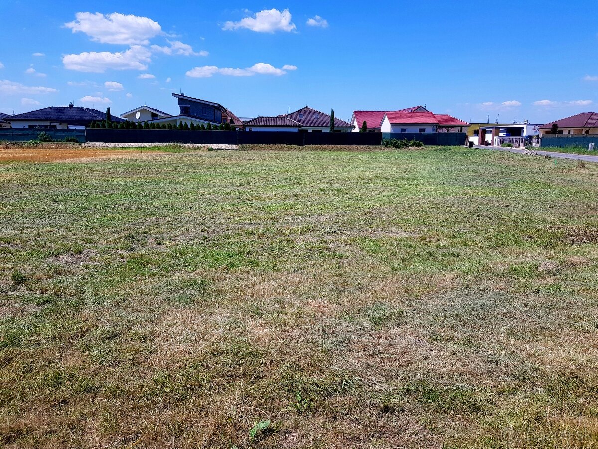 Stavebný pozemok pre RD - 3