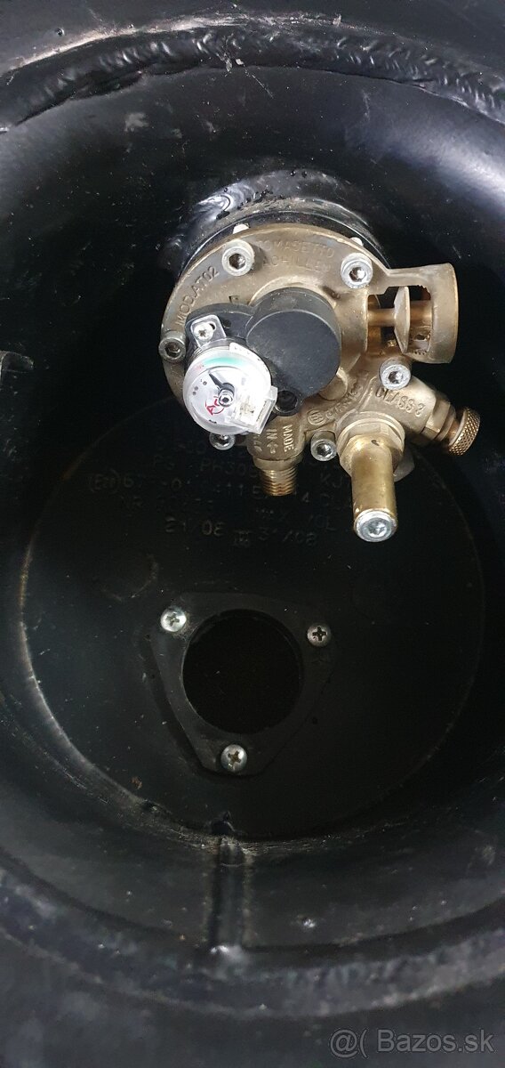 Predam LPG nadrze 43,5L do 2031,54L do 2032,47L do 2029 - 3