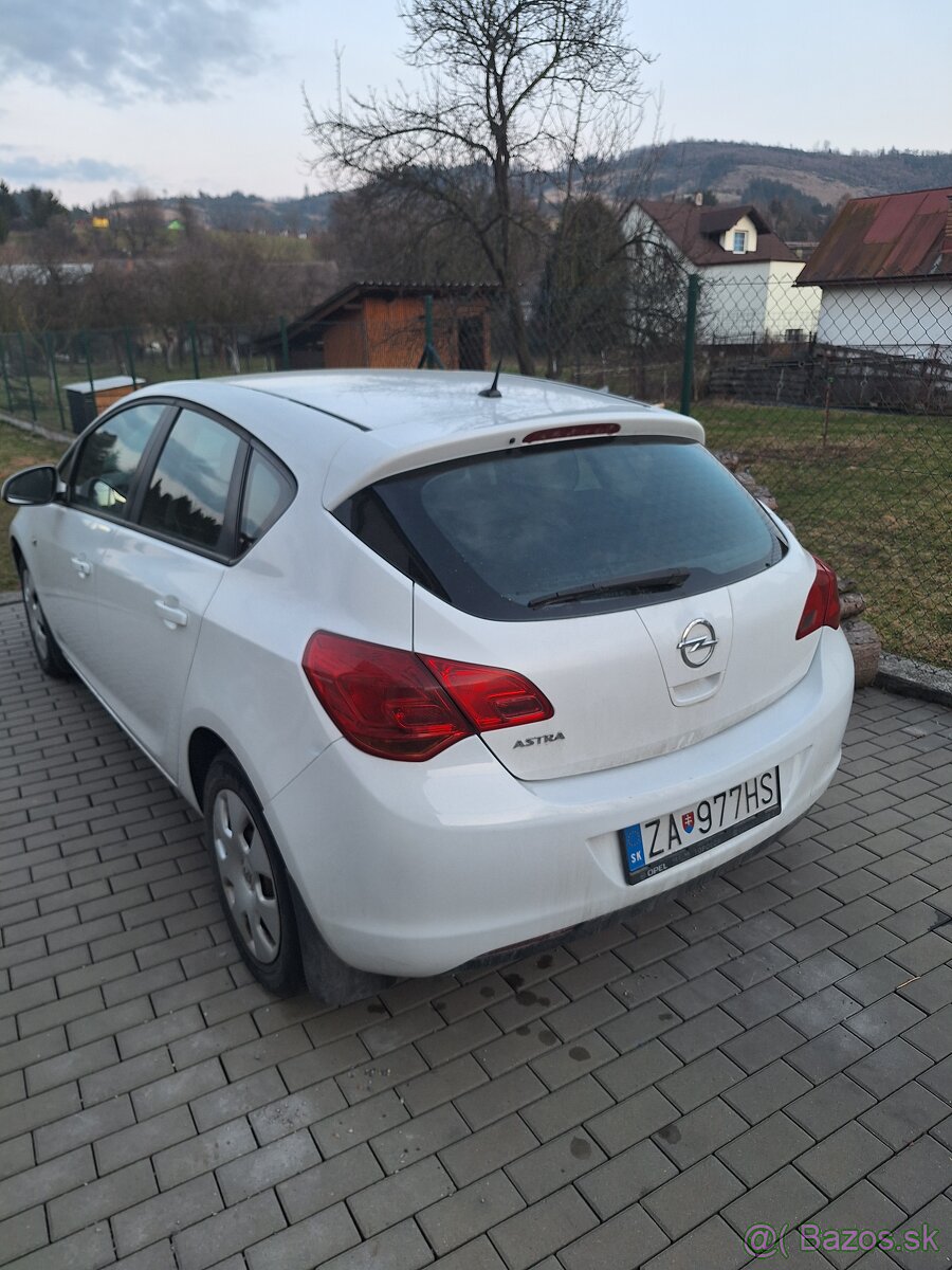 Opel astra j 1,4 - 3
