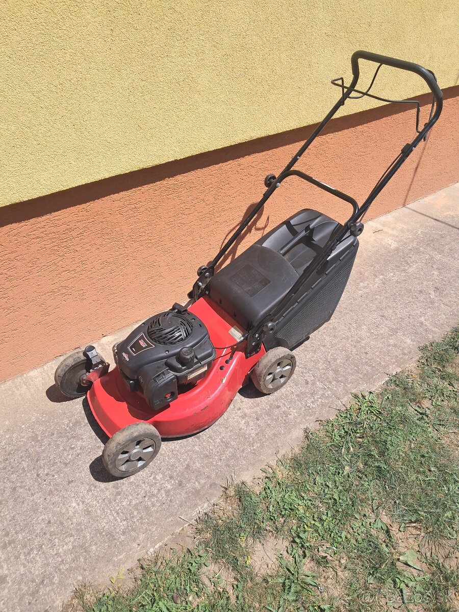 Mountfield NT 484 TR benzinova kosacka - 3