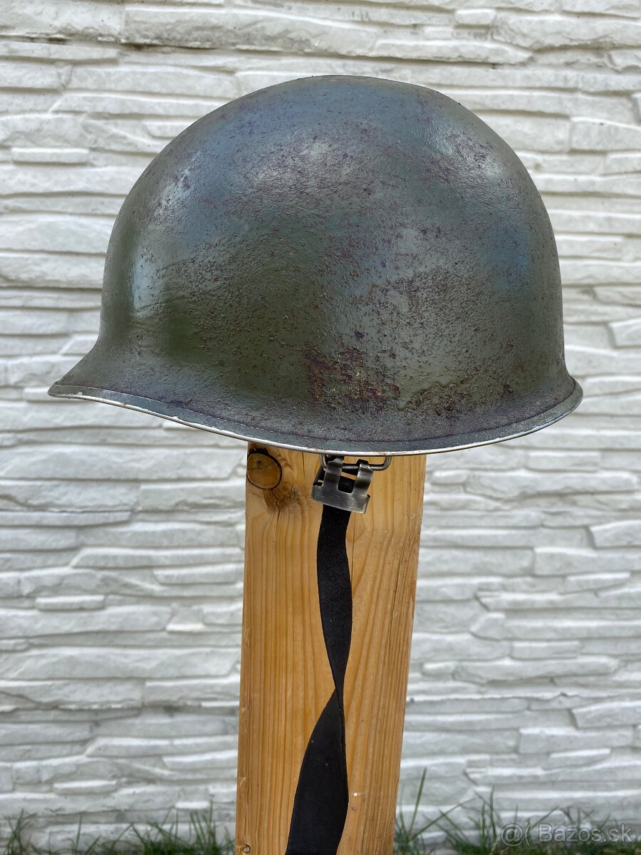Vojenská helma - 3