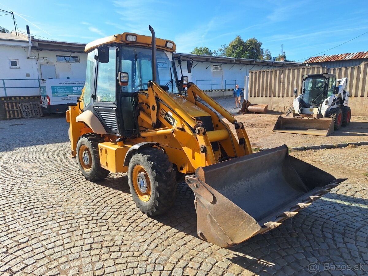 JCB 2CX - 3