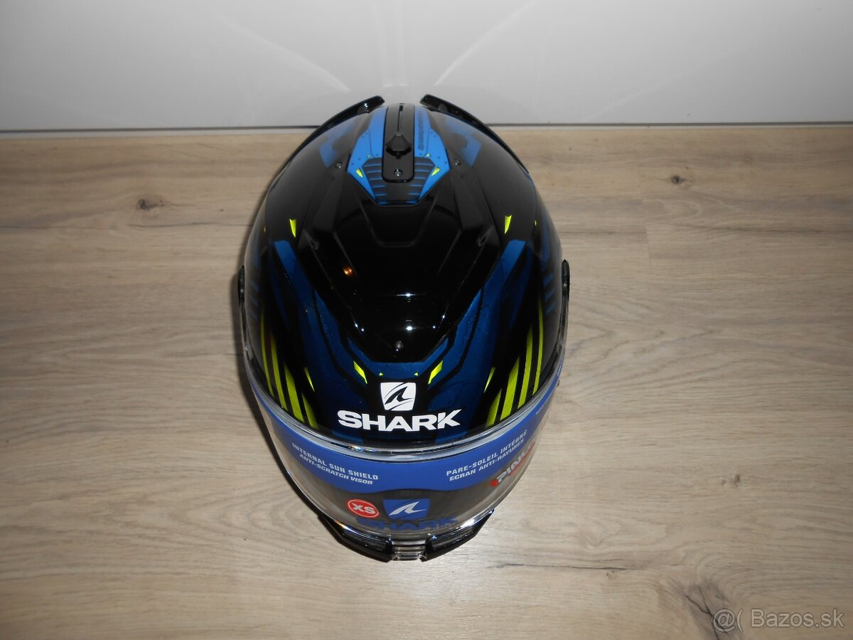 Predam krasnu novu moto prilbu znacky SHARK SPARTAN GT REPLI - 3