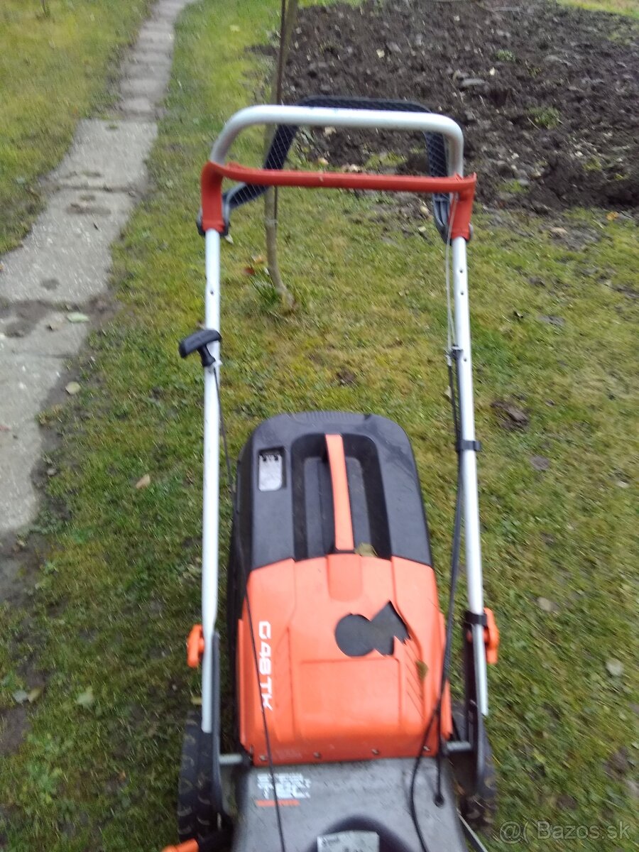 Predám kosačku z pojazdom - 3