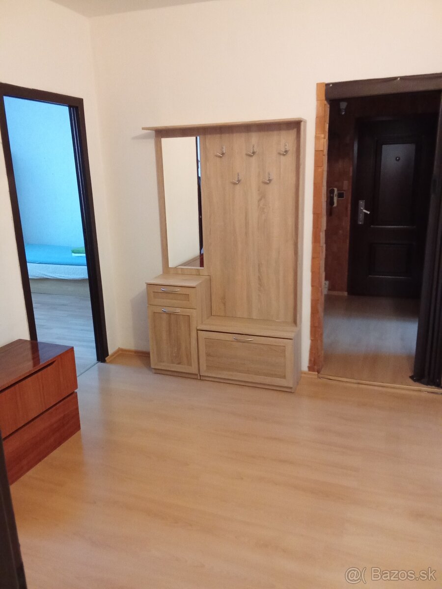 Predáme 3izbový byt v Michalovciach - 3