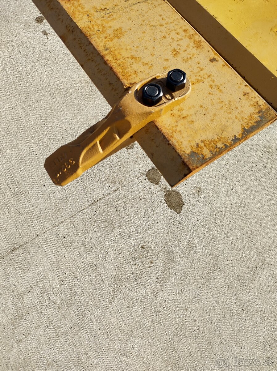 Brity pre JCB 3/4 CX - 3