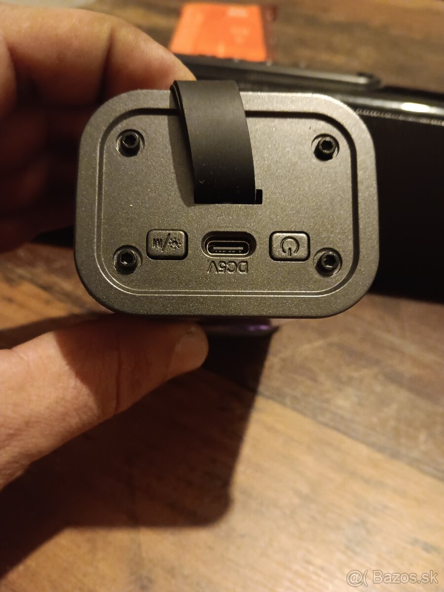 Bluetooth reproduktor - 3