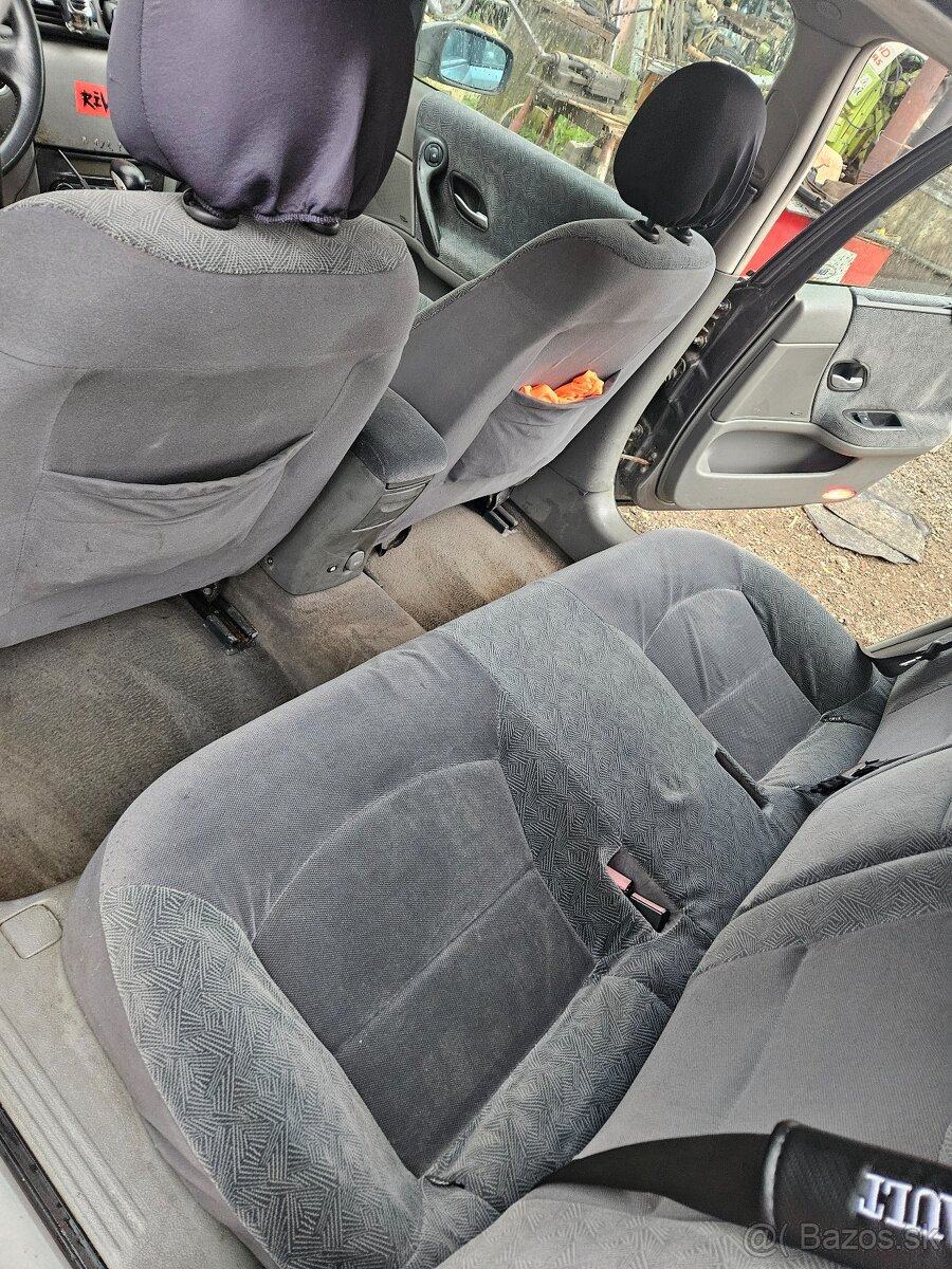 Renault Laguna 1.9 dci - 3