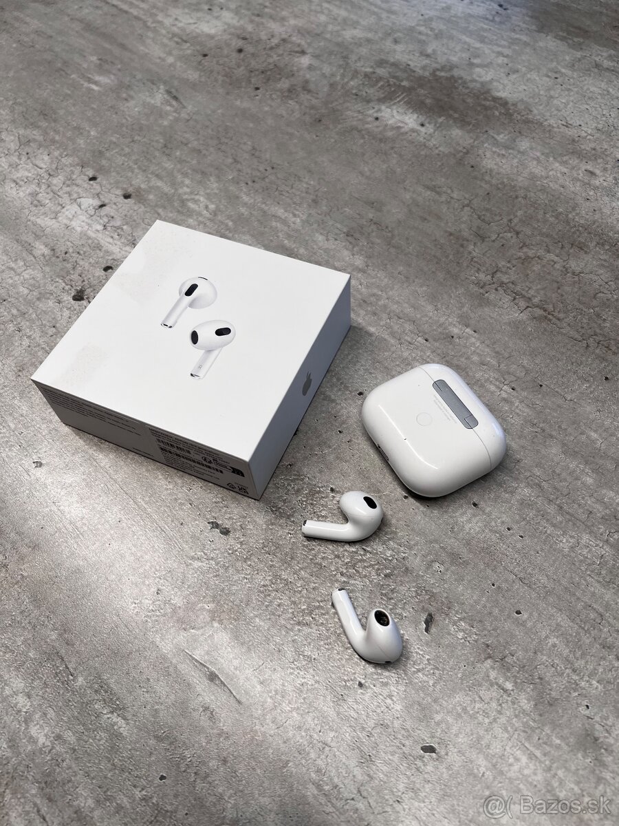 AirPods 2022 3. generácia - 3