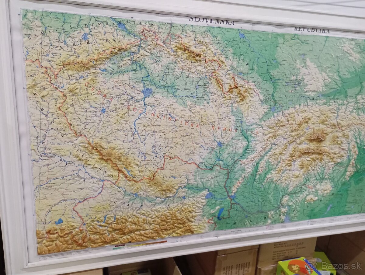 Mapa Česka a Slovenska soc.republika - 3