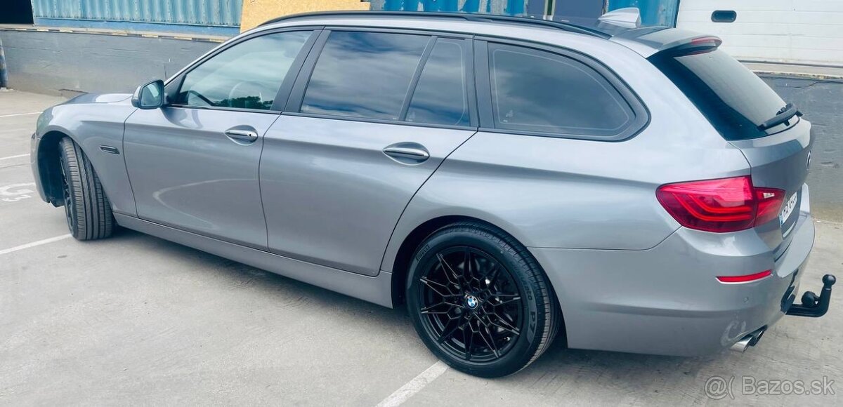 BMW Rad 5 Touring 530d xDrive - 3