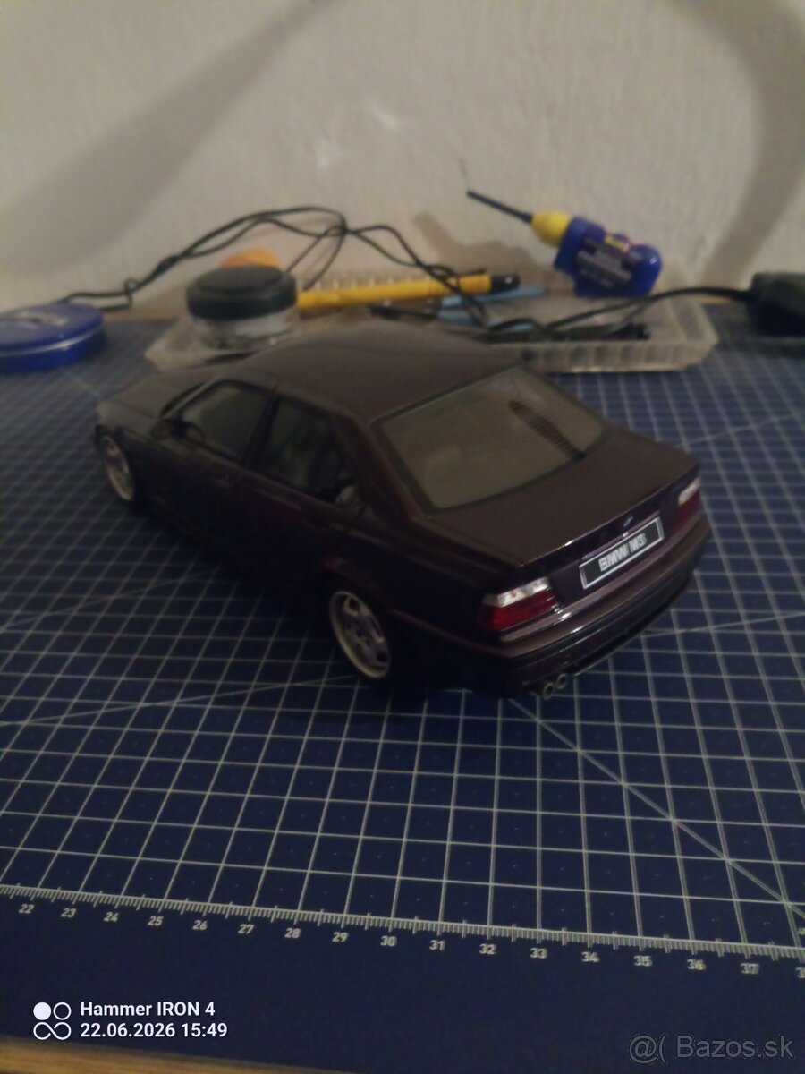 BMW E36 M3 OTTOMOBILE 1:18 - 3